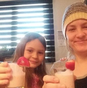 Meet your Posher, Mel dorie